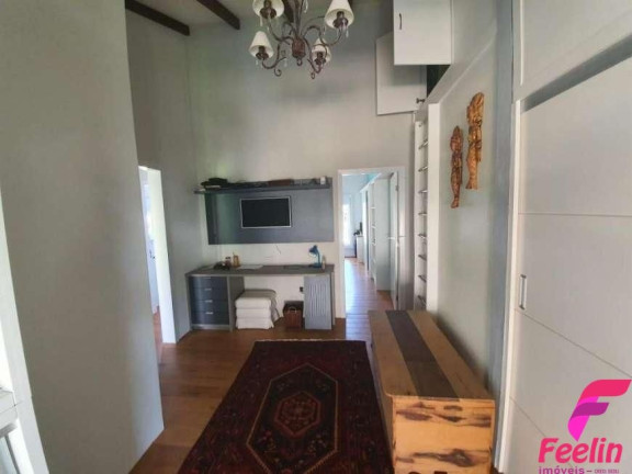 Imagem Casa com 5 Quartos à Venda, 293 m² em Campeche - Florianópolis Imagem Casa com 5 Quartos à Venda, 293 m² em Campeche - Florianópolis
