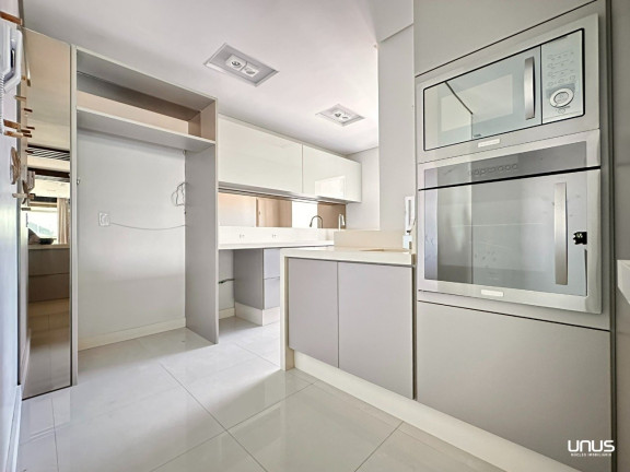 Imagem Apartamento com 3 Quartos à Venda, 119 m² em Estreito - Florianópolis Imagem Apartamento com 3 Quartos à Venda, 119 m² em Estreito - Florianópolis