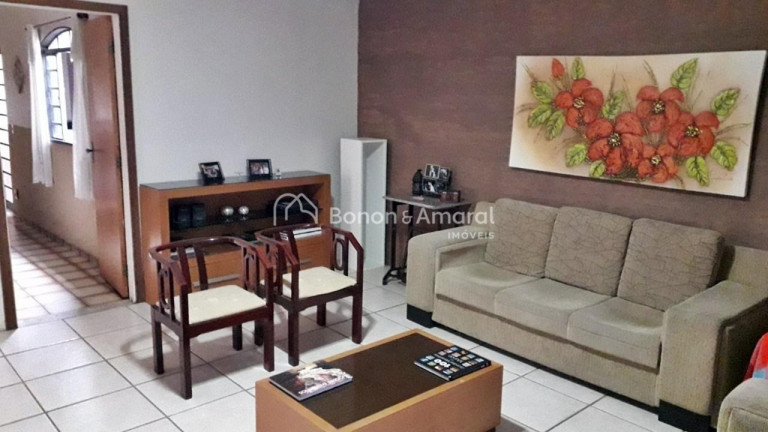 Imagem Casa com 3 Quartos à Venda, 250 m² em Jardim Santa Genebra - Campinas Imagem Casa com 3 Quartos à Venda, 250 m² em Jardim Santa Genebra - Campinas
