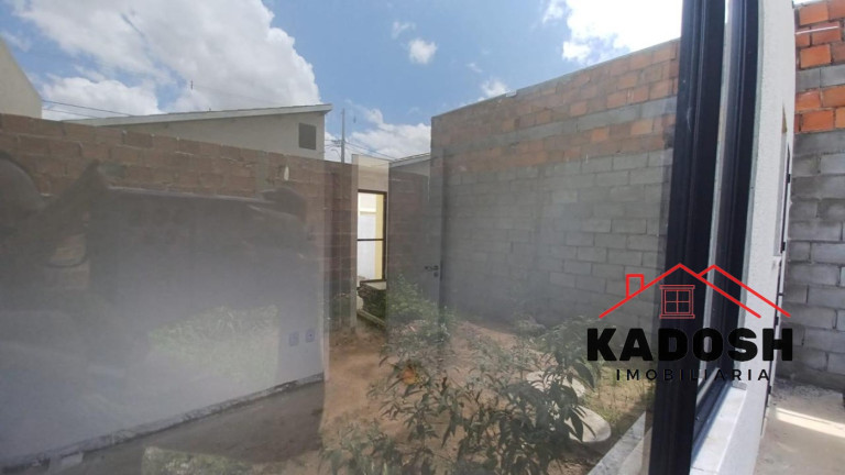 Imagem Casa com 2 Quartos à Venda, 150 m² em Papagaio - Feira De Santana Imagem Casa com 2 Quartos à Venda, 150 m² em Papagaio - Feira De Santana