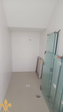 Imagem Sobrado com 2 Quartos à Venda, 92 m² em Sertão Do Maruim - São José Imagem Sobrado com 2 Quartos à Venda, 92 m² em Sertão Do Maruim - São José