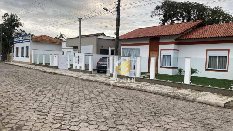 Imagem Casa com 3 Quartos à Venda, 135 m² em Centro - Tijucas Imagem Casa com 3 Quartos à Venda, 135 m² em Centro - Tijucas