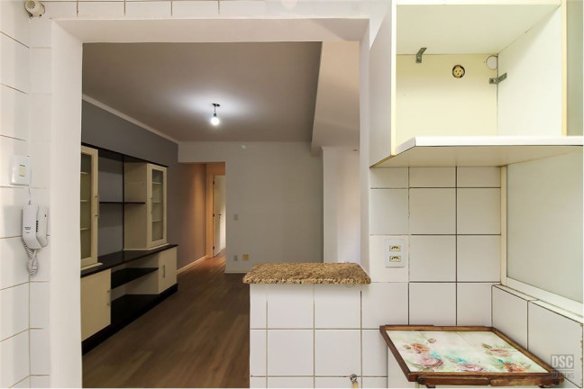 Imagem Imóvel com 1 Quarto à Venda,  em Petrópolis - Porto Alegre