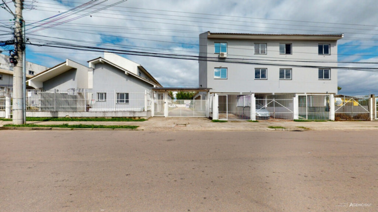 Imóvel com 2 Quartos à Venda,  em Hípica - Porto Alegre
