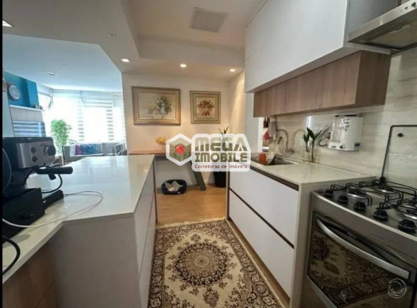 Imagem Apartamento com 2 Quartos à Venda, 70 m² em Centro - Florianópolis Imagem Apartamento com 2 Quartos à Venda, 70 m² em Centro - Florianópolis