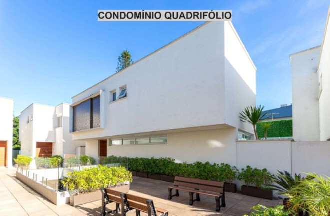 Imagem Casa com 4 Quartos à Venda, 365 m² em Jardim Petrópolis - São Paulo Imagem Casa com 4 Quartos à Venda, 365 m² em Jardim Petrópolis - São Paulo