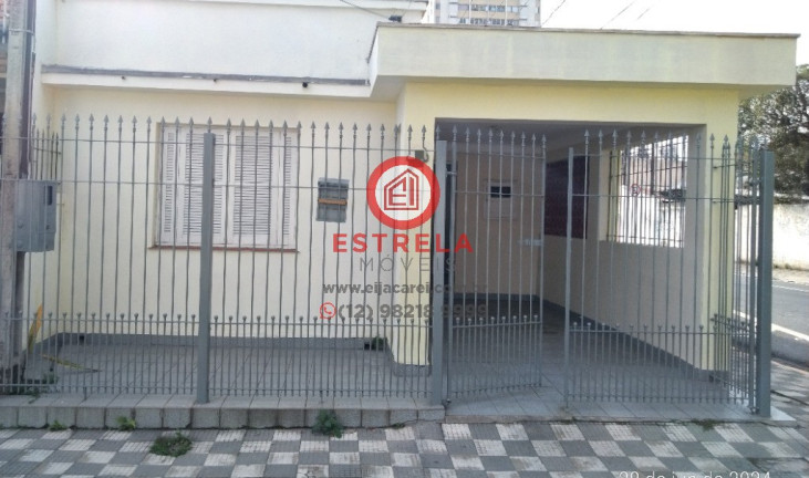 Casa com 3 Quartos para Alugar, 121 m² em Centro - Jacareí
