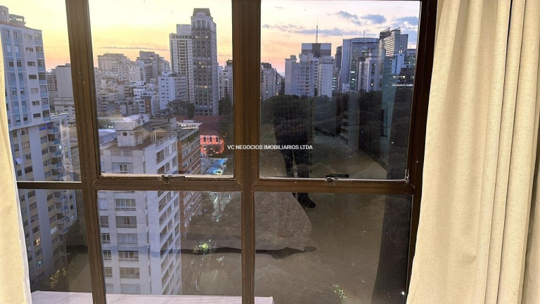 Imagem Cobertura com 3 Quartos à Venda, 203 m² em Cerqueira César - São Paulo