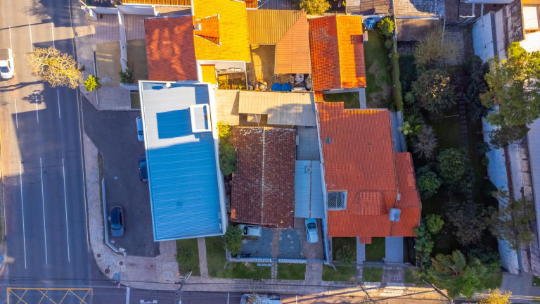Imagem Terreno à Venda, 343 m² em Cabral - Curitiba Imagem Terreno à Venda, 343 m² em Cabral - Curitiba