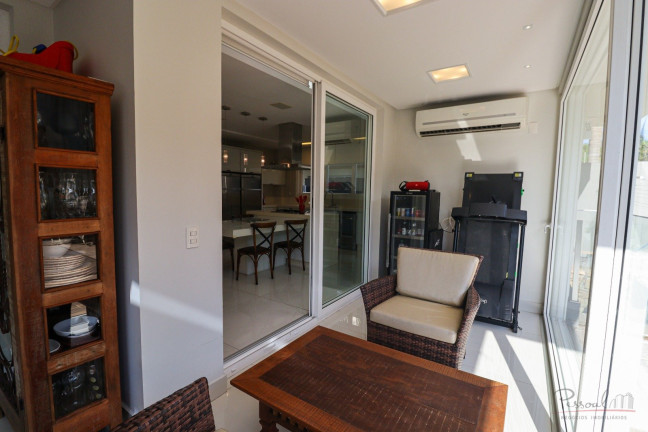 Imagem Casa com 4 Quartos à Venda, 339 m² em João Paulo - Florianópolis Imagem Casa com 4 Quartos à Venda, 339 m² em João Paulo - Florianópolis