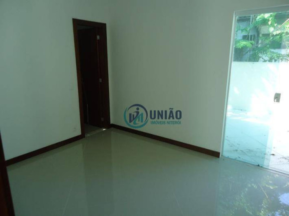 Imagem Casa com 3 Quartos à Venda, 205 m² em Pendotiba - Niterói Imagem Casa com 3 Quartos à Venda, 205 m² em Pendotiba - Niterói