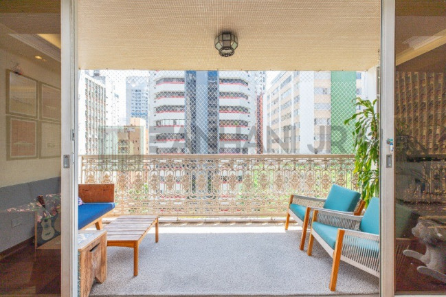 Imagem Imóvel com 3 Quartos à Venda, 331 m² em Itaim Bibi - São Paulo