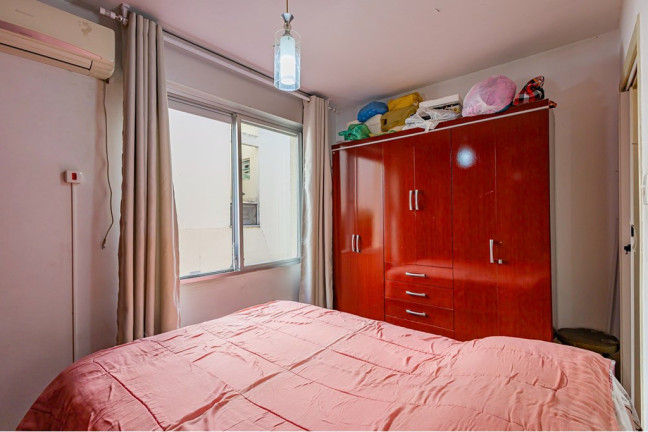 Apartamento com 2 Quartos à Venda, 48 m² em Passo Da Areia - Porto Alegre