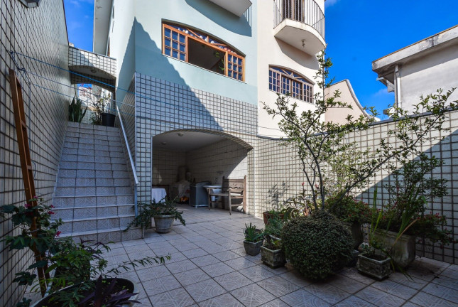 Imagem Casa com 3 Quartos à Venda, 215 m² em Vila Marari - São Paulo Imagem Casa com 3 Quartos à Venda, 215 m² em Vila Marari - São Paulo