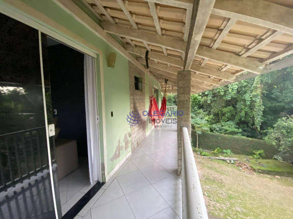 Imagem Sobrado com 5 Quartos à Venda, 310 m² em Armação - Penha Imagem Sobrado com 5 Quartos à Venda, 310 m² em Armação - Penha