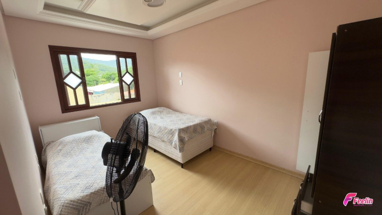 Imagem Casa com 4 Quartos à Venda, 272 m² em Vargem Grande - Florianópolis
