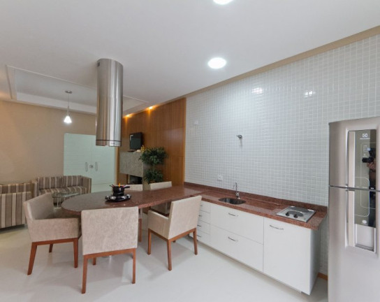 Imagem Cobertura com 2 Quartos à Venda, 123 m² em Centro - Curitiba Imagem Cobertura com 2 Quartos à Venda, 123 m² em Centro - Curitiba