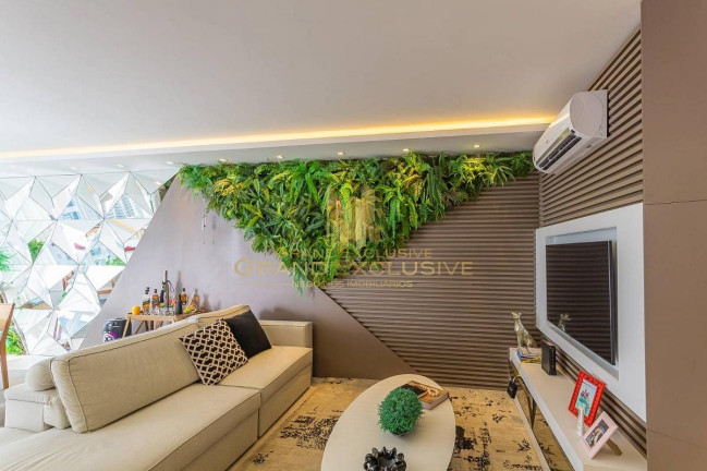 Imagem Apartamento com 3 Quartos à Venda, 128 m² em Centro - Balneário Camboriú