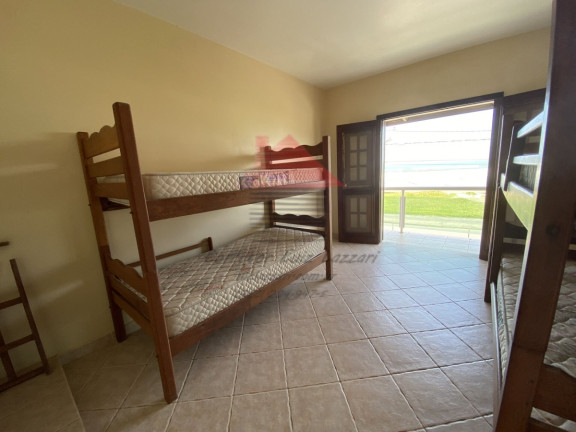 Imagem Casa com 4 Quartos à Venda, 350 m² em Josedy - Peruíbe