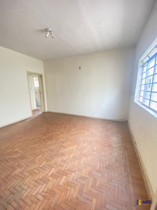 Imagem Casa com 3 Quartos à Venda, 360 m² em Jardim Santa Rosália - Sorocaba Imagem Casa com 3 Quartos à Venda, 360 m² em Jardim Santa Rosália - Sorocaba