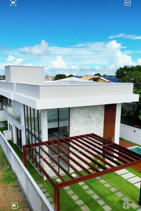 Imagem Casa com 8 Quartos à Venda, 320 m² em Guarajuba (monte Gordo) - Camaçari Imagem Casa com 8 Quartos à Venda, 320 m² em Guarajuba (monte Gordo) - Camaçari