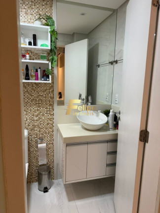 Imagem Imóvel com 2 Quartos à Venda, 70 m² em Centro - Guarapari