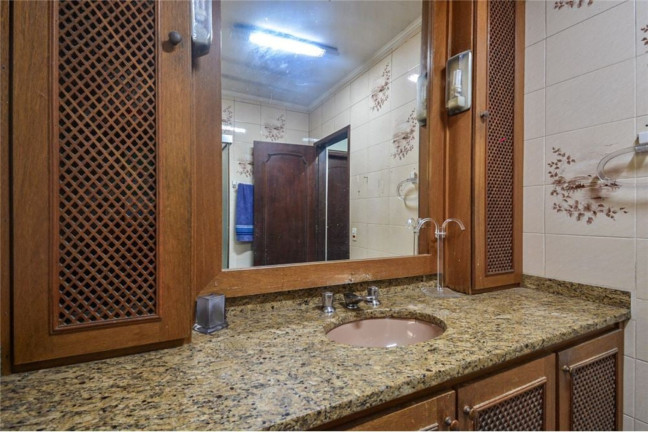 Imagem Casa com 4 Quartos à Venda,  em Campo Belo - São Paulo