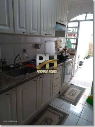 Imagem Casa com 2 Quartos à Venda, 132 m² em Jardim Stella - Santo André