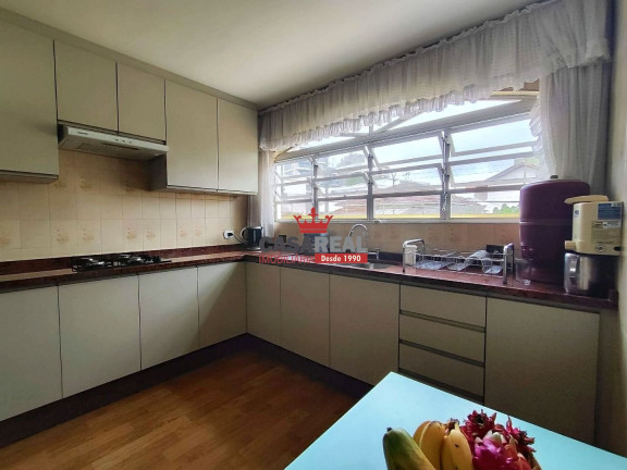 Imagem Casa com 4 Quartos à Venda, 400 m² em Seminário - Curitiba Imagem Casa com 4 Quartos à Venda, 400 m² em Seminário - Curitiba