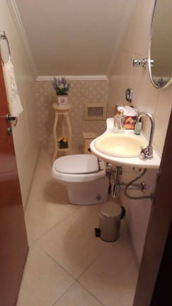 Imagem Casa com 3 Quartos à Venda, 253 m² em Vila Pires - Santo André