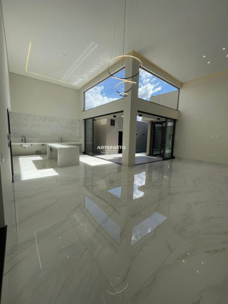 Imagem Casa com 3 Quartos à Venda, 232 m²