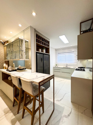 Imagem Apartamento com 3 Quartos à Venda, 138 m² em Meia Praia - Itapema