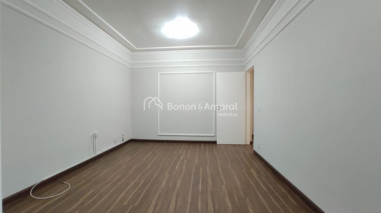 Imagem Apartamento com 2 Quartos à Venda, 70 m² em Vila Itapura - Campinas