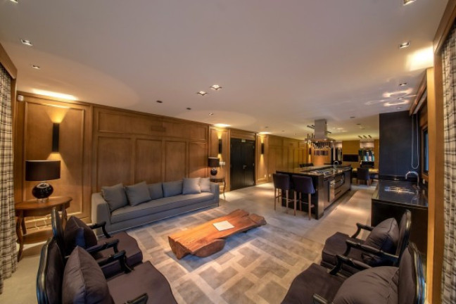 Imagem Apartamento com 3 Quartos à Venda, 319 m² em Planalto - Gramado Imagem Apartamento com 3 Quartos à Venda, 319 m² em Planalto - Gramado