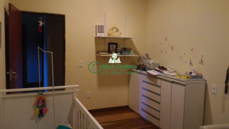 Imagem Casa de Condomínio com 5 Quartos à Venda, 500 m² em Centro - Jambeiro