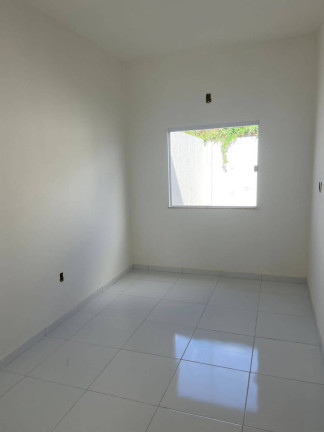 Imagem Casa com 2 Quartos à Venda, 125 m² em Feira De Santana Imagem Casa com 2 Quartos à Venda, 125 m² em Feira De Santana