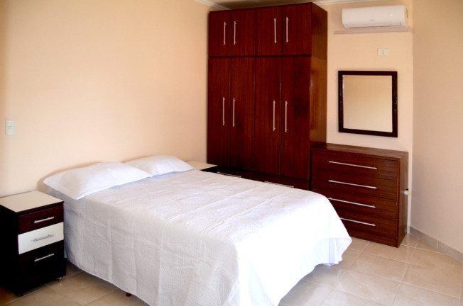Imagem Casa com 4 Quartos à Venda, em Parque Turistico - Peruíbe Imagem Casa com 4 Quartos à Venda, em Parque Turistico - Peruíbe