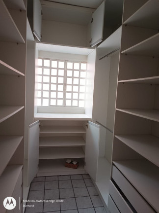 Imagem Casa com 3 Quartos à Venda, 300 m² em Lourival Parente - Teresina