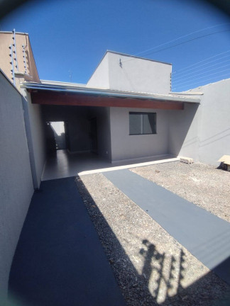Casa com 3 Quartos à Venda, 96 m² em Setor Summerville - Anápolis