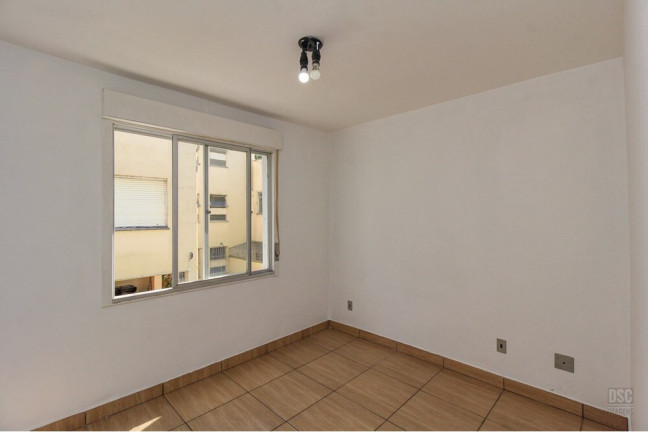 Imagem Imóvel com 2 Quartos à Venda, 60 m² em Ipanema - Porto Alegre