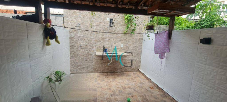 Imagem Casa com 2 Quartos à Venda ou Locação, 63 m² em Guaratiba - Rio De Janeiro Imagem Casa com 2 Quartos à Venda ou Locação, 63 m² em Guaratiba - Rio De Janeiro