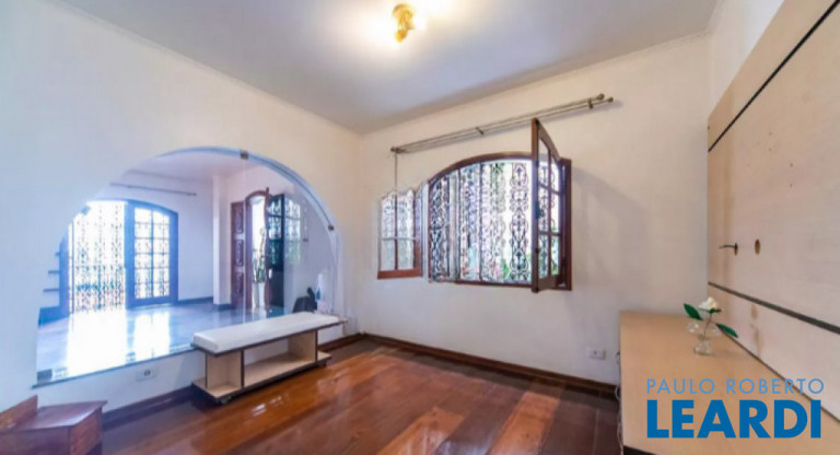 Imagem Sobrado com 3 Quartos à Venda, 350 m² em Jardim - Santo André