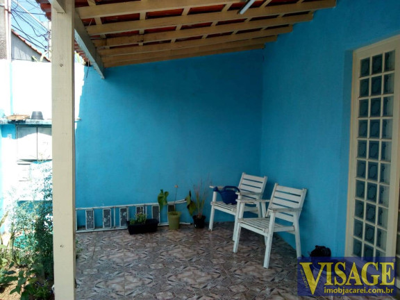 Casa com 3 Quartos à Venda,  em Cid. Jardim - Jacareí