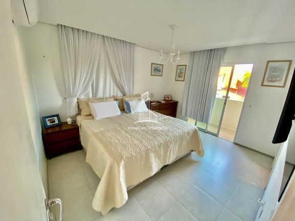 Imagem Casa com 4 Quartos à Venda, 206 m² em Centro - Eusébio Imagem Casa com 4 Quartos à Venda, 206 m² em Centro - Eusébio