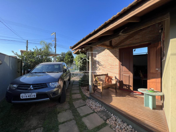 Imagem Casa com 3 Quartos à Venda, 150 m² em São João Do Rio Vermelho - Florianópolis Imagem Casa com 3 Quartos à Venda, 150 m² em São João Do Rio Vermelho - Florianópolis