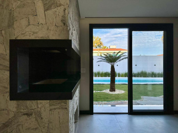 Imagem Casa com 5 Quartos à Venda, 460 m² em Atlantida - Xangri-la