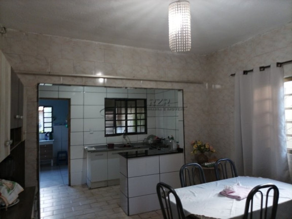 Imagem Casa com 6 Quartos à Venda, 224 m² em Centro - Luís Antônio