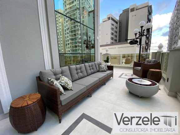 Imagem Apartamento com 4 Quartos à Venda, 170 m² em Centro - Balneário Camboriú Imagem Apartamento com 4 Quartos à Venda, 170 m² em Centro - Balneário Camboriú
