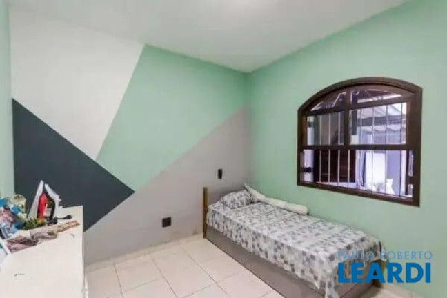 Imagem Casa com 3 Quartos à Venda, 198 m² em Campestre - Santo André