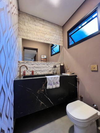 Imagem Casa de Condomínio com 3 Quartos à Venda, 228 m² em Centro - Uberlândia Imagem Casa de Condomínio com 3 Quartos à Venda, 228 m² em Centro - Uberlândia